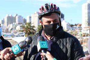 Carballal impulsa nuevas ciclovías y fomenta puntuales cierres de la rambla, del puerto en adelante, favoreciendo este deporte