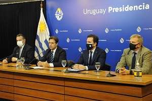 Fronteras para propietarios se abren en setiembre y para turistas en noviembre; habrá Noche de la Nostalgia y público para Peñarol