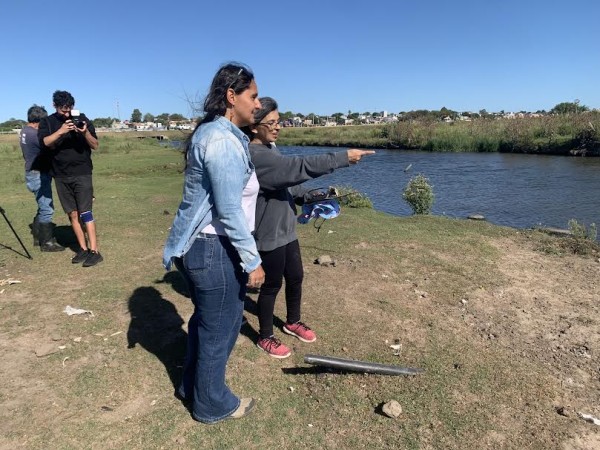Vecinos realizaron jornada de limpieza en humedal de ruta Perimetral y piden colaboración de la comunidad
