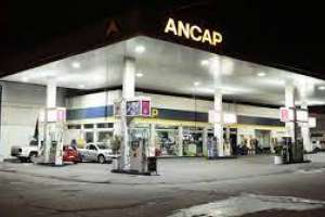 Las estaciones de servicio de combustible de Maldonado resolvieron suspender la medida de no aceptar tarjetas de crédito