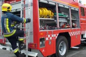 Controlaron incendio en cielorraso de finca en La Barra