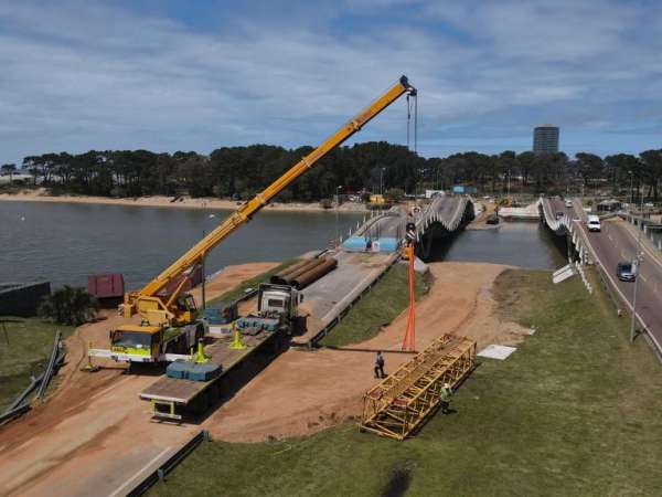 Ministro de Ambiente dijo que los trabajos en el puente La Barra no afectarán la calidad de las aguas y no existirá riesgo ambiental