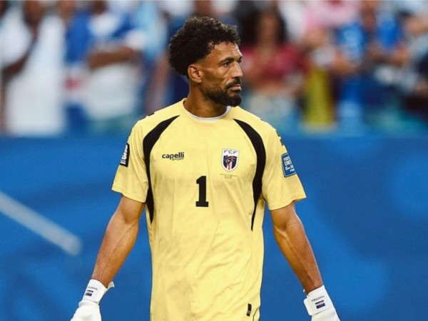 Vozinha, el arquero que llegó como un desconocido al Mundial y terminó siendo figura, jugará en el fútbol sudamericano