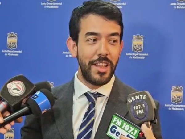 Edil del PN rindió homenaje a Alfredo Zitarrosa: “El mejor exponente de la música nacional”
