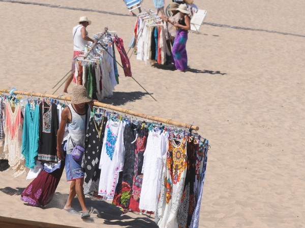 ¿Cuánto cuesta vestirse en las playas de Punta del Este? Los precios de esta temporada