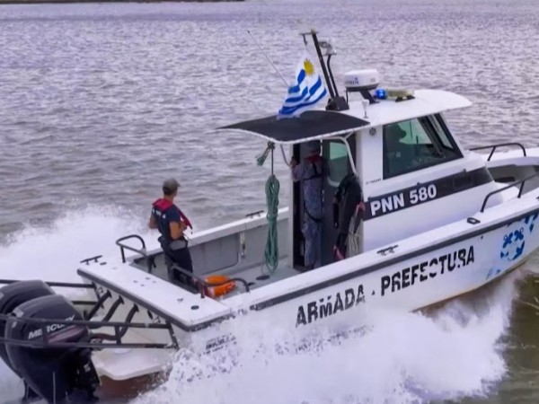 Interceptaron una embarcación frente a Costa Azul: tripulantes arrojaron droga al agua y uno fue condenado