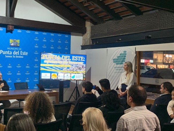 Presentaron libro sobre oferta turística de Punta del Este con guía de experiencias y patrimonio