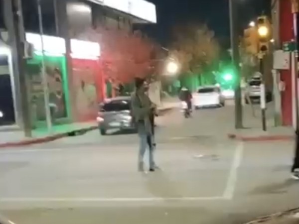 Preocupación por reiterados episodios protagonizados por un hombre en situación de calle en zona del Liceo Departamental