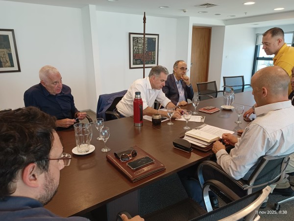 Sindicatos policiales se reunieron con el presidente de la República y el ministro del Interior: esperan por medidas