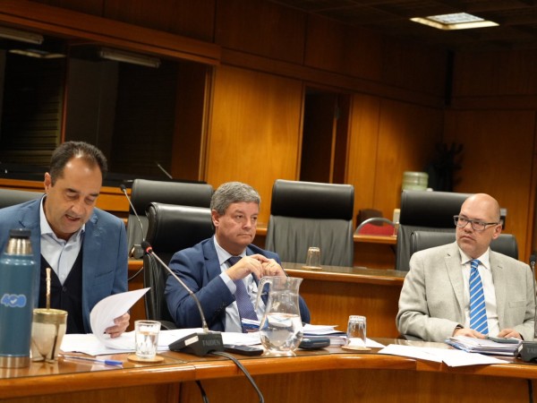 Directorio de Asse compareció ante Comisión de Salud Pública: Casaretto dijo que salió “con más dudas que certezas”