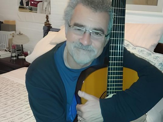 Proponen que una calle lleve el nombre del Dr. Enrique Pérez Morad, en homenaje a su trayectoria profesional y política