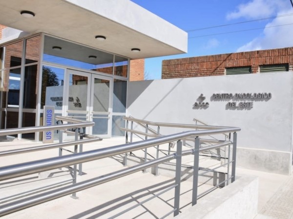 Anunciaron adjudicación de acelerador lineal para el Centro Oncológico de San Carlos
