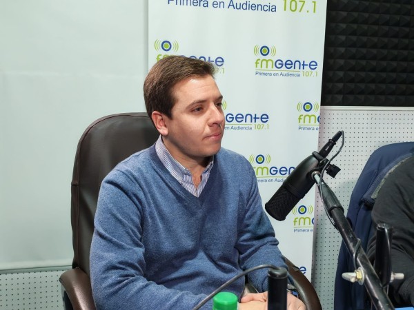 Diputado visitó Escuela N° 6 y dijo que hubo “ausencia absoluta de ANEP” en el periodo anterior