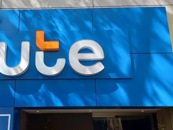 UTE abrió un llamado para cubrir dos cargos administrativos en Maldonado: cómo postularse y cuáles son los requisitos