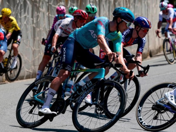 Histórico: el fernandino Thomas Silva cerró un Giro de Italia inolvidable y subió al podio de la clasificación por puntos