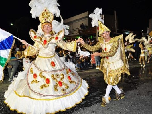 escuelas de samba, desfile, sábado, maldonado,